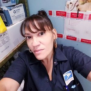 Meet your Posher, Melisa